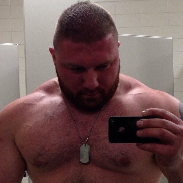 cutecubs:  bigjoetex:  Another hot bearded Viking (with his Hello Kitty doll)  Love