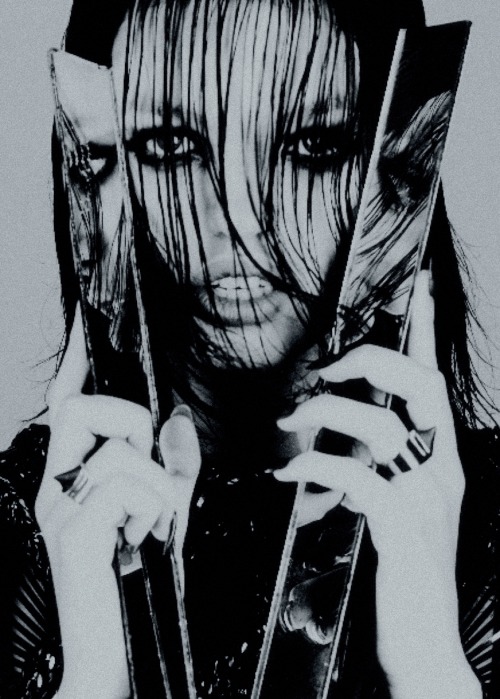Daphne Groeneveld photographed by Txema Yeste for Antidote Magazine Spring/Summer 2013: The Animal Issue.