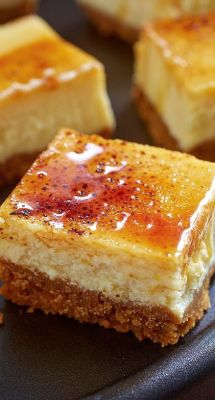 toomanynoms:  Creme Brulee Cheesecake Squares