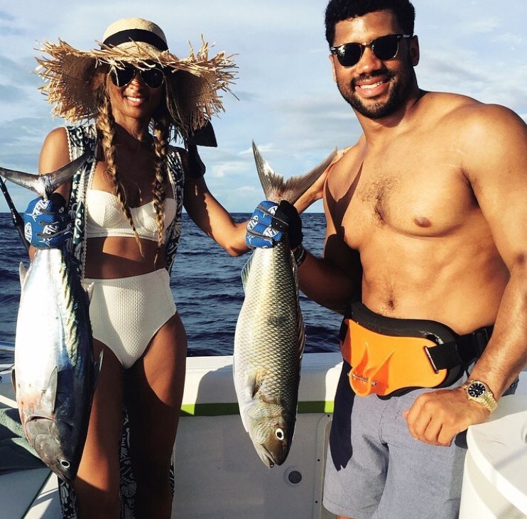 trebled-negrita-princess:  fiercegifs:  Congrats Russell Wilson &amp; Ciara!