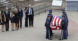 eurotrottest:  stereoculturesociety:  CultureTRIBUTE: Beau Biden Memorial - Dover, Delaware - Senate Hall - June 2015 Services begin for the Vice President’s son, Iraq war veteran and former Delaware Attorney General Beau Biden, as he honorably lies