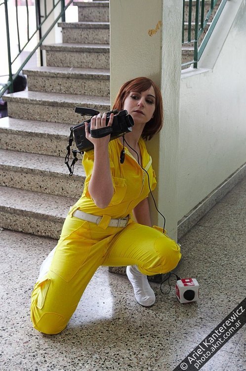 comicbookcosplay:  April O’Neil! Submitted by analia 