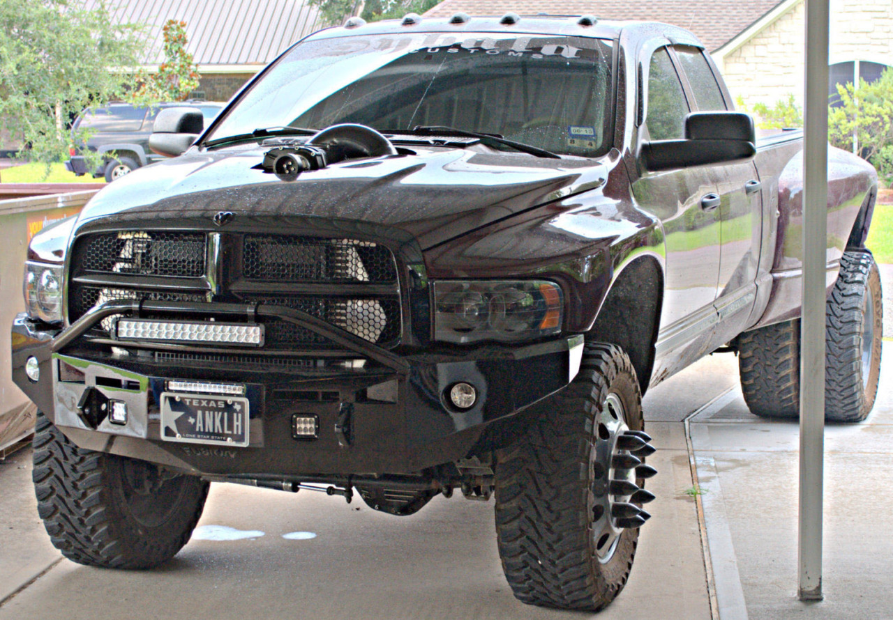 cummins-trucks:  dieselnuts:  Whipple supercharged and compound turbo’d.   *sweats*