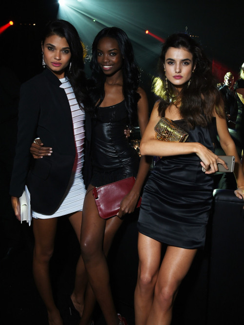 Daniela Braga, Maria Borges and Blanca Padilla attend the 2014 Victoria&rsquo;s Secret Fashion S