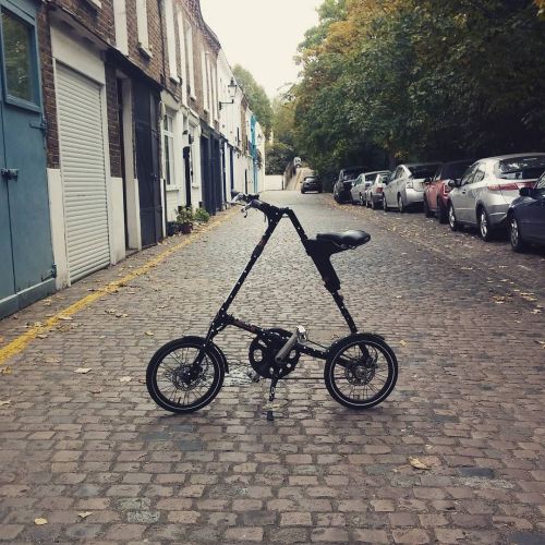 thebicycletree: Good.morning, #London! On your #bikes! #bicicletta #bicicleta #cykel #fahrrad #fiets