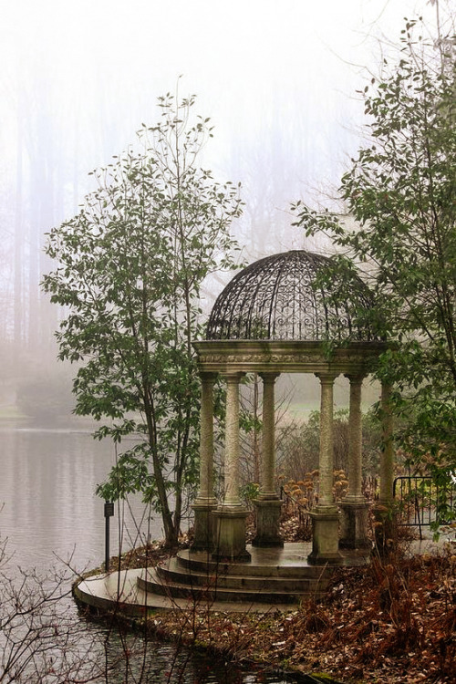 mynocturnality:Lake Gazebo| Photographer: Paul Slebodnick