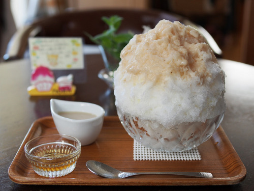 japanesefoodlover: Japanese Ice Shaved - Marron Milk by INZM. on Flickr.