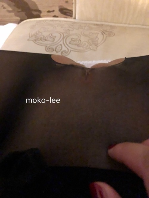 moko-lee: 【moko-lee原创】杭师大蜂腰白虎学生妹·第一季 应铁粉邀求继续更新本汤，你们给予我动力，谢谢！ 这次的女主是杭州大的学生，跟此前的杭师大小母狗算校友，不是同一个