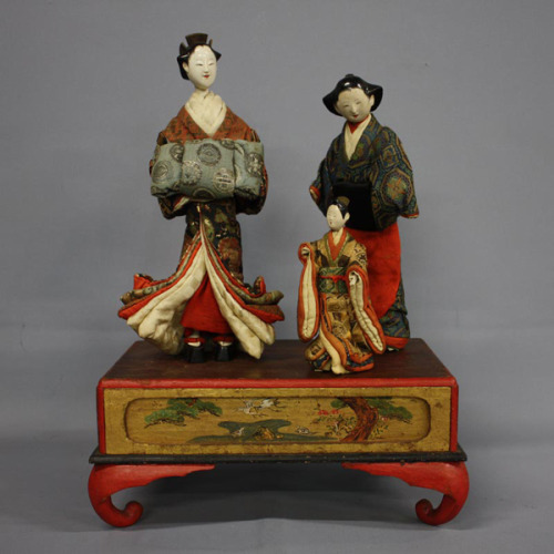 Set of three antique Japanese dolls modeled after Oiran (highest ranked courtesan), Hikifune (medium