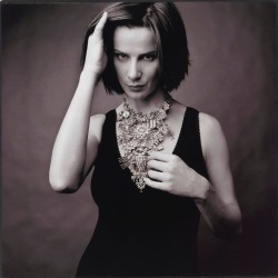 universalkeys:  Rachel Griffiths, 2002 by