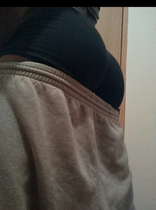 blackmeet3:  When boredom strike.Blackmeet3 I’m lovin  this submission from one of my followers check out his assets