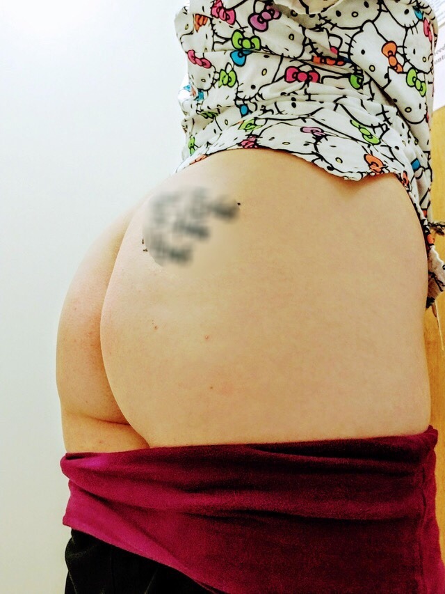 sexonshift:  #sexynurse #scrubs #braandpanties  On and off 