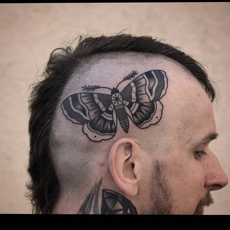 patryk-hilton:  Moth Thank U Robert👍🏻 #moth #headtattoo #blackwork #bydgoszcz