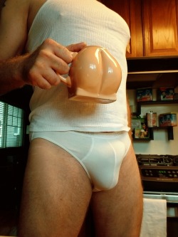 myunderpants4321:coffee and morning bulge