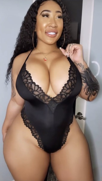 queens-goddesses-vixxxens-deact: