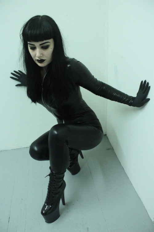 americangothgirl:  Crystal!