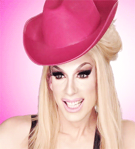 glamtron: “Oh you want to do the pageant thing?” requested by anon 