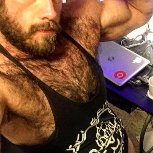 beardburnme:  “Good morning all! Great day ahead!” by @musclemick26 on Instagram http://ift.tt/1Ts2QYx