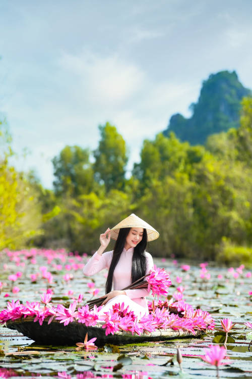 asian conical hat