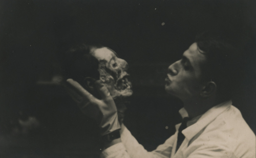 bizarreauhavre: Unknown photographer, last kiss +/- 1920 