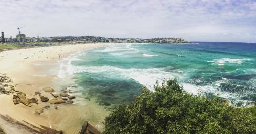 #Bondi #beach was a #real #treat #today , #nice #temperature , #light #breeze and #some #sun every n