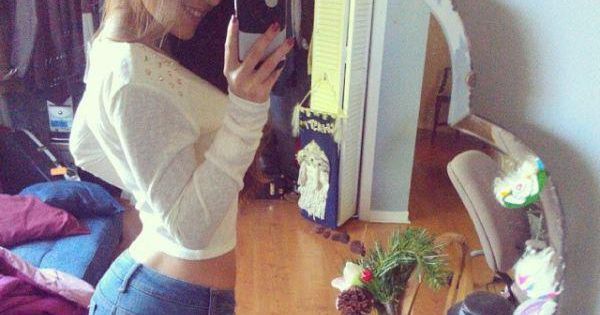 Just Pinned to Belfies in jeans: girls in tight jeans 5 These jeans never stood a