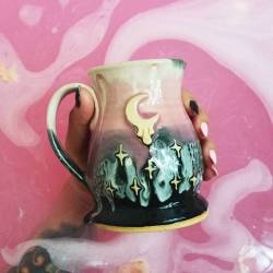 sarcasm-level9000: ladystardvst:   toxipop:   sosuperawesome:   Ceramics by Shiyana of Ox and Otter on Instagram Follow So Super Awesome on Instagram    @ladystardvst   I follow her flash sales on IG because I want one of her mugs so bad! 😭   I love