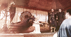meerareed:  make me choose - anonymous asked: targaryen or tyrell 