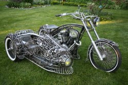 steampunktendencies:  Motorcycle artist: