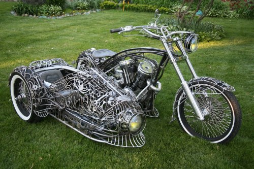 steampunktendencies: steampunktendencies:Motorcycle artist: Ron Finch - Photographies by Sherry Kruz