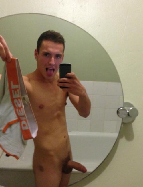 postmypecker:  bathroom selfie 