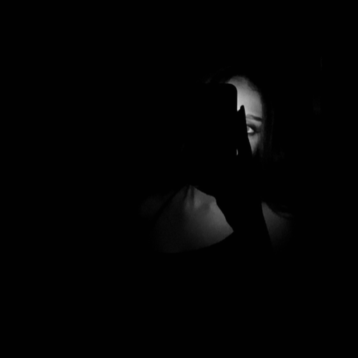 darkly-gleaming: