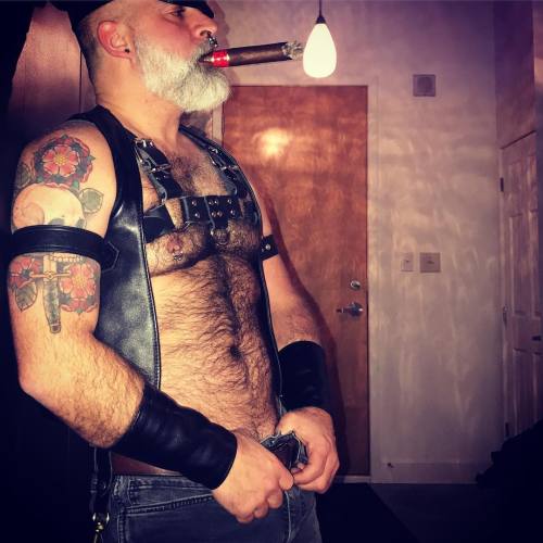 cigarbeards: lukasgardiner: heffer FUCKIN HOT MAN