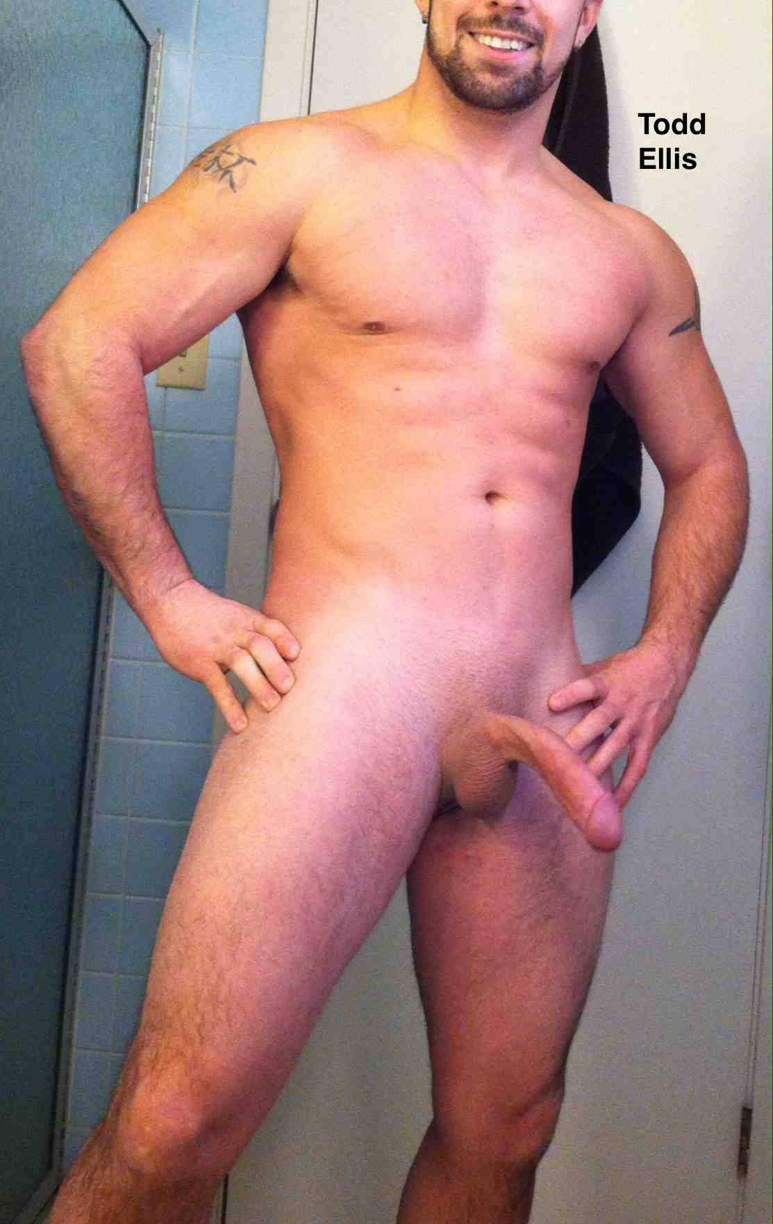ratethestraight:  Rate Todd here with 50 of your likes/reblogs if you want him rated