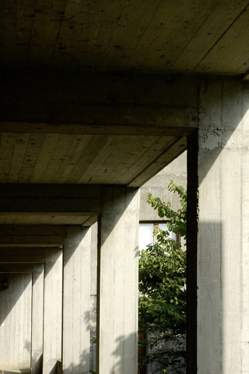 sosbrutalism: There is a new book about the brutalist convent Carmel de la Paix available in French: