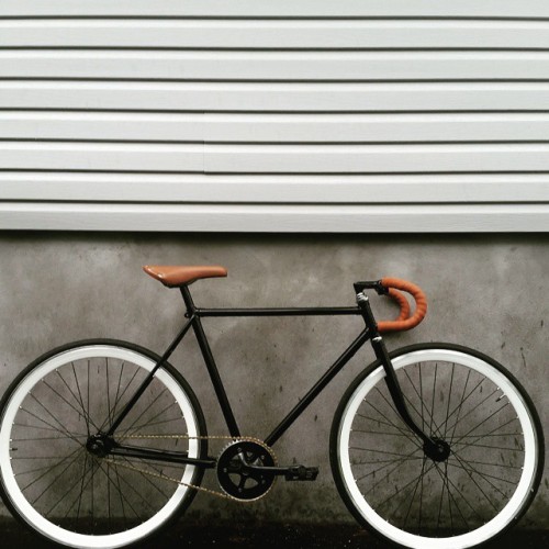 adore-cycling: Photograph by mecosfixie  More bikes and cycling here →