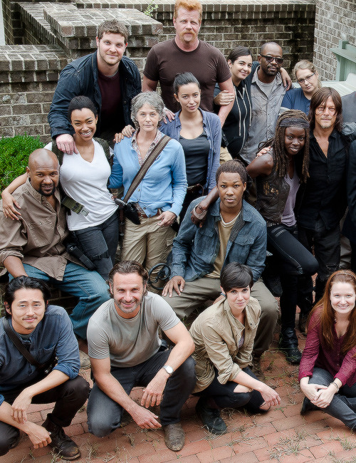 bethkinneysings:  The Walking Dead Cast behind the scenes of The Walking Dead Season