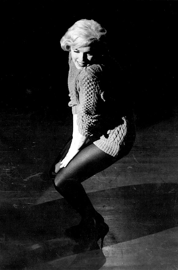 missingmarilyn:  Marilyn Monroe performing “My Heart Belongs To Daddy” on the