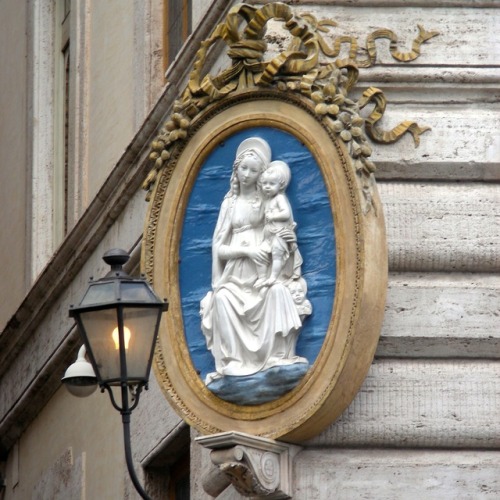 Placca, Madonna e Cristo bambino, angolo di strada, Roma, 2009.Advent Calendar Day 5.