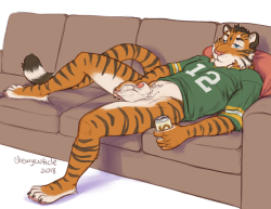 chewycuticle:sketch commission for karnaltiger . Enjoying a lazy sunday 