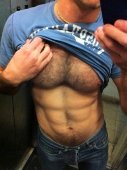 midwestcockhound:  anonymous follower submission - if this is a self pic and you live nearby, we need to get together! 