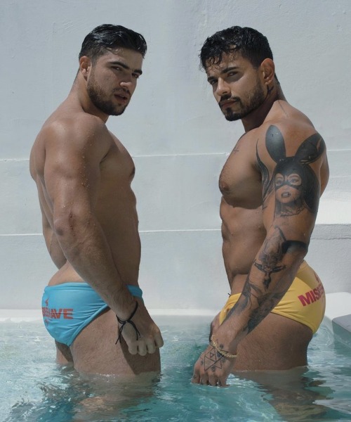 besideanother:  elnerdo19: Alejo Ospina and Daniel Montoya   I love these two. They do a lot of videos( easy enough to find for free) and always do bareback/flipfuck and extremely real and passionate 