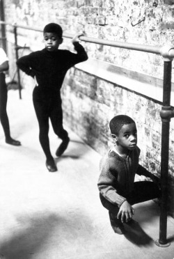 pink-slip:  N.Y.C., Harlem Neighbourhood ballet class, 1968 Photo by Eve Arnold as part of the Black is Beautiful series 