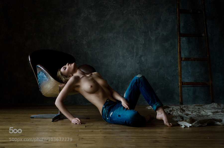 popularnude:Anna by NikolasVerano , via http://ift.tt/19MzT8p