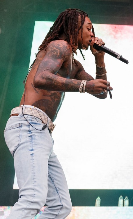 lamarworld1: Swae Lee bulge &amp; booty