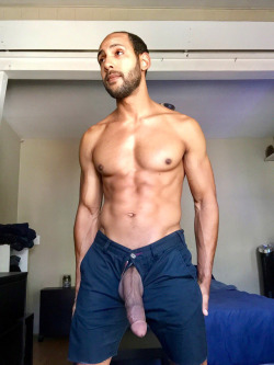 cosmicblackdick:  blackmalepower:  BIG MASTER