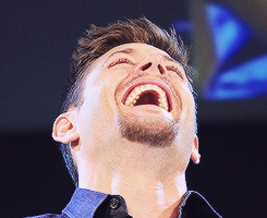 itsjustjensen:  spncastdaily:  (c)  When Jensen laughs…we all die a little more 