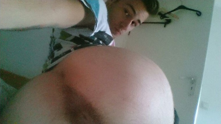 hotboysspot:  cheeky-lads-post:  cheeky-lads-post:  guyswithcellphones:  Meet Mark,