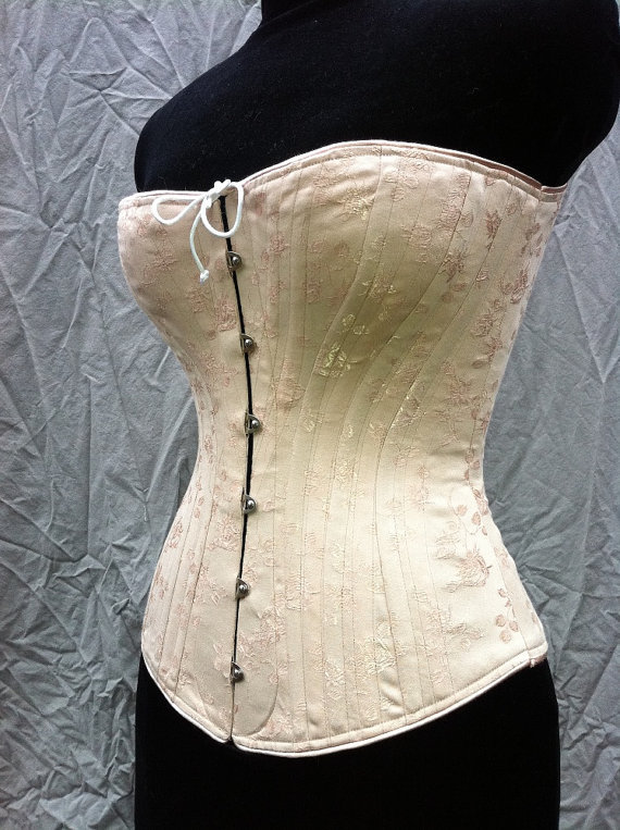inlovewithburlesquelingerie:  Victorian Corset