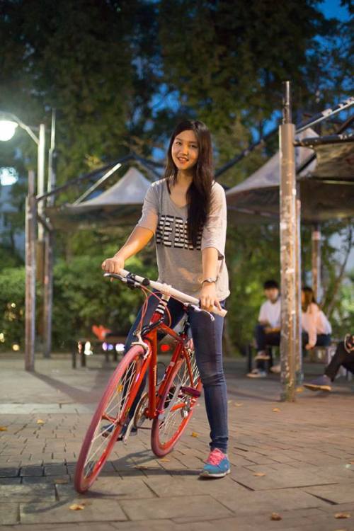 humans-of-seoul: “I just bought this bike yesterday and took it out to ride it today for the 